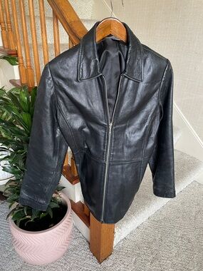 Trendy Vintage Style & Co Classic Black Leather Zip-Front Women's Jacket